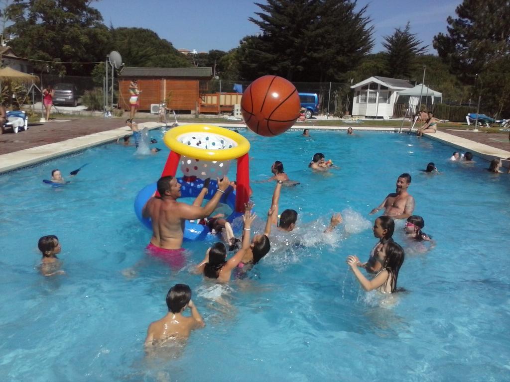 Complejo Turistico & Camping Cabopino Marbella Exteriör bild