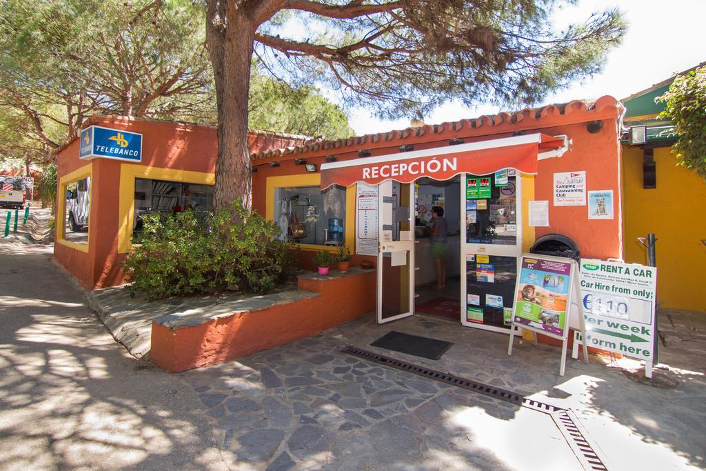 Complejo Turistico & Camping Cabopino Marbella Exteriör bild